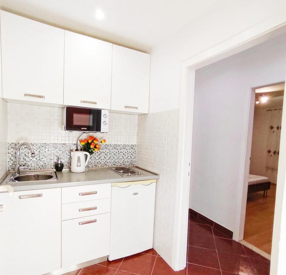 Apartmani Buljubasic Baska Voda Exterior photo